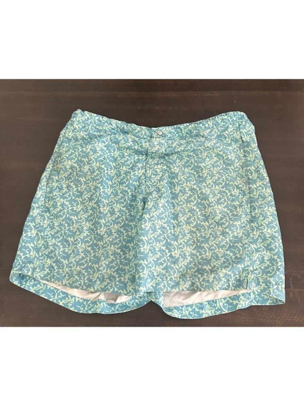 Men’s Southern Tide Water Shorts Large